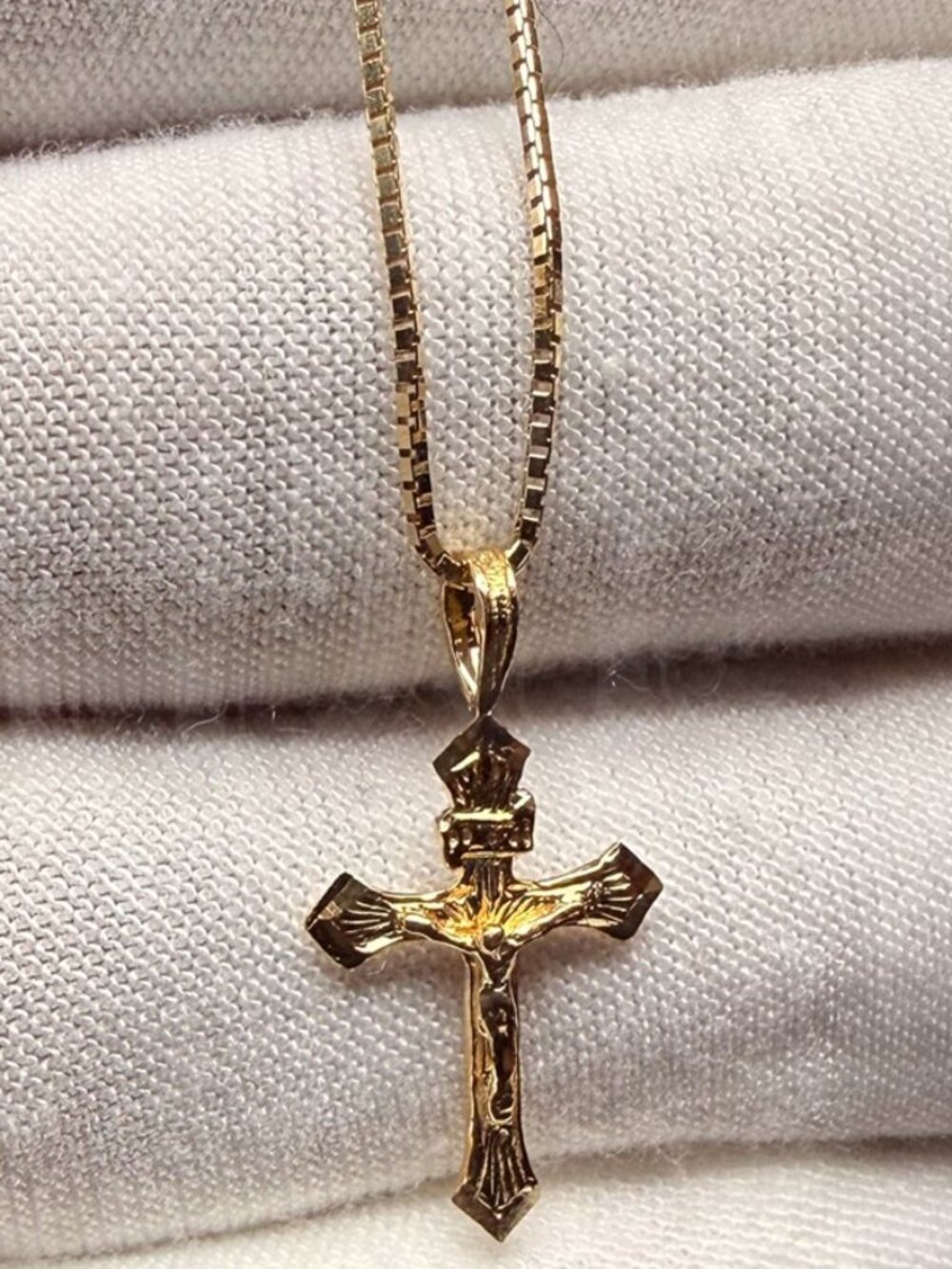 14K Yellow Gold Fancy Tiny Crucufix Pendant With 0.8mm Box Chain - 16 inch